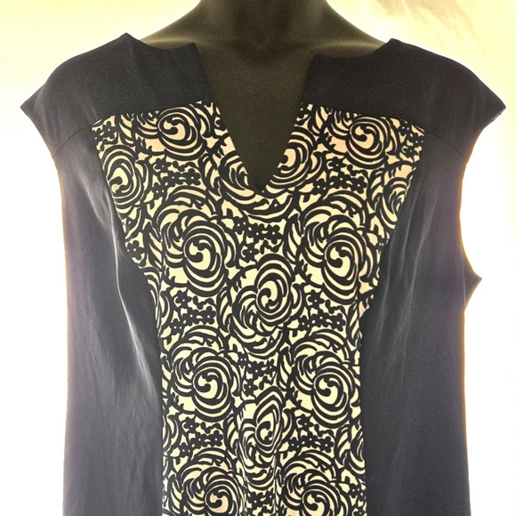 Cute Shift Dress EUC - Picture 2 of 9